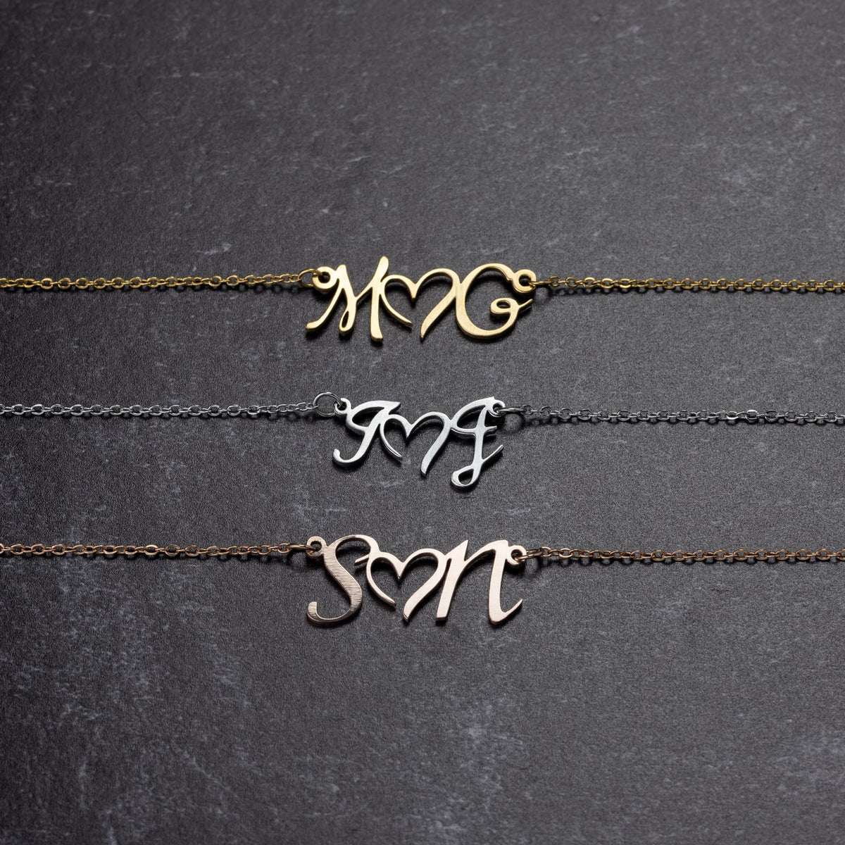 Personalized_Mom_NecklacePerfect_Gift_for_MotherCustom_Name_Jewelry_for_Fur_Moms_Mockups_File.jpg