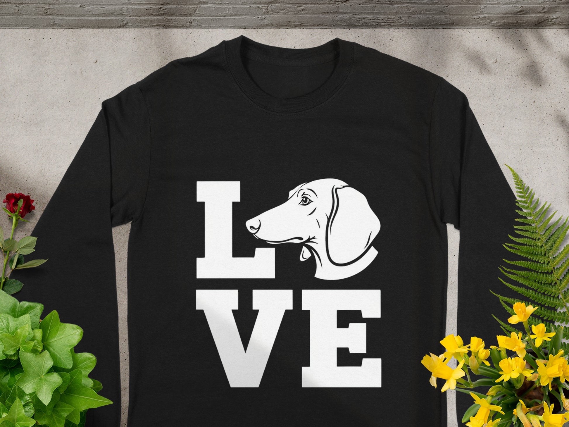 Love Dachshund Dog Graphic Black Long Sleeve Shirt