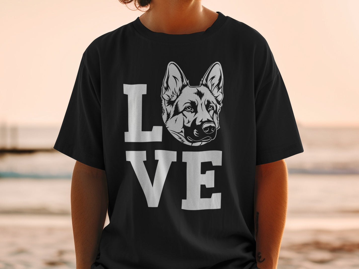 Love German Shepherd Design T-Shirt Best Gift Idea