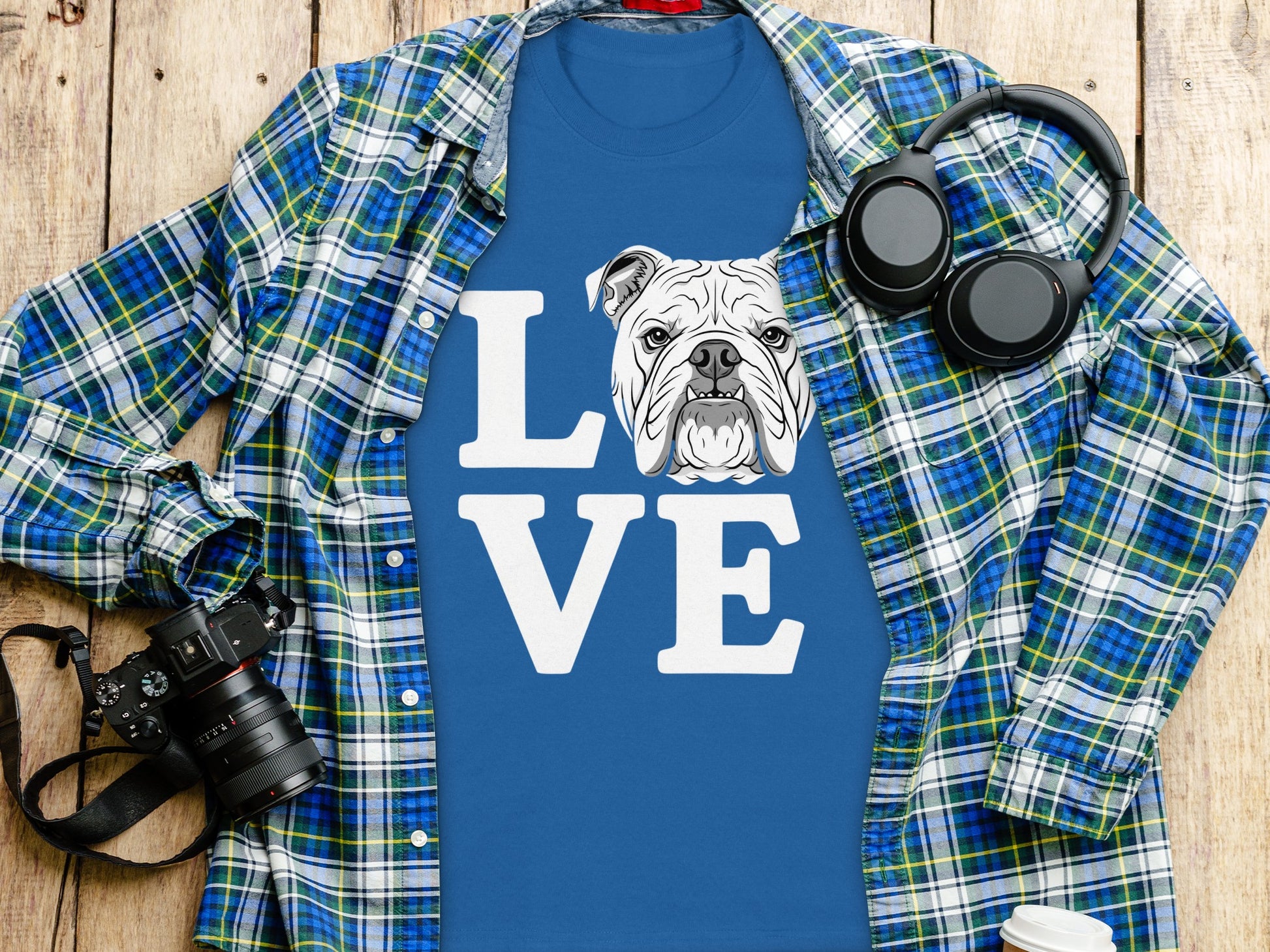 Love Bulldog Graphic Print Personalized Shirt Product