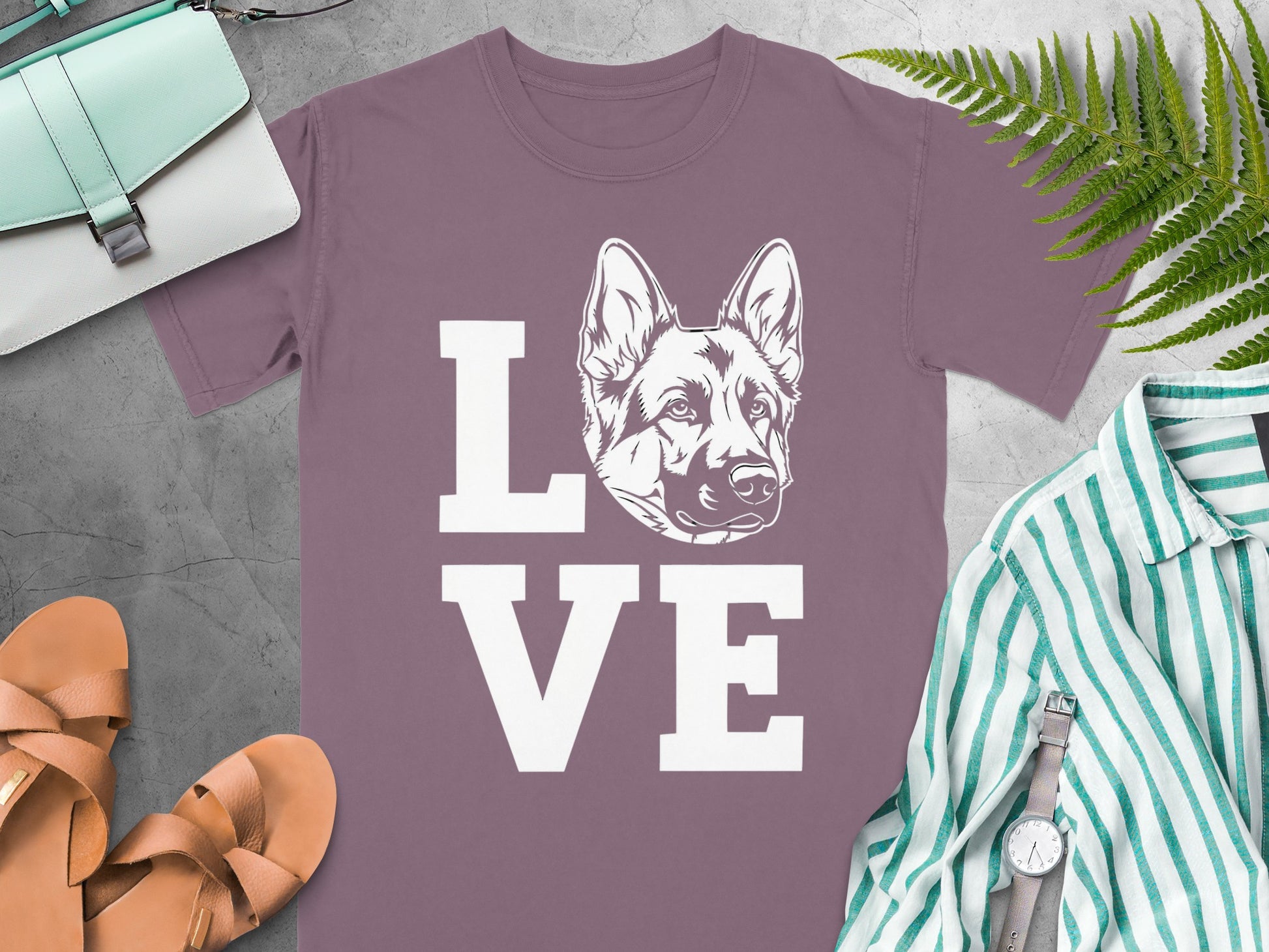 LOVE German Shepherd Dog Graphic T-Shirt Product