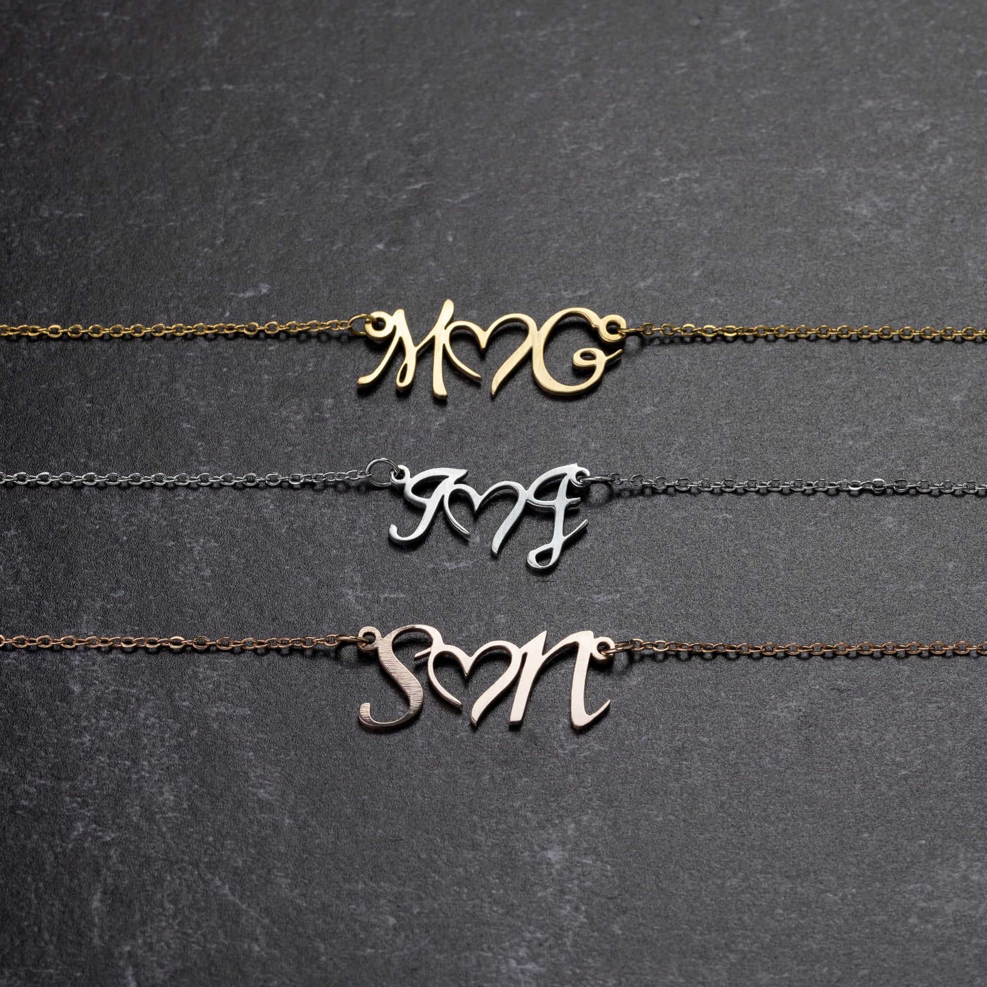 Personalized_Mom_NecklacePerfect_Gift_for_MotherCustom_Name_Jewelry_for_Fur_Moms_Mockups_File.jpg